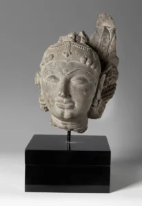 Antique-Stone-Head-of-Buddha-3